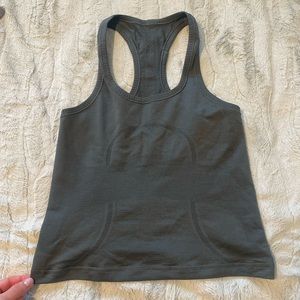 swifty tech lululemon tank